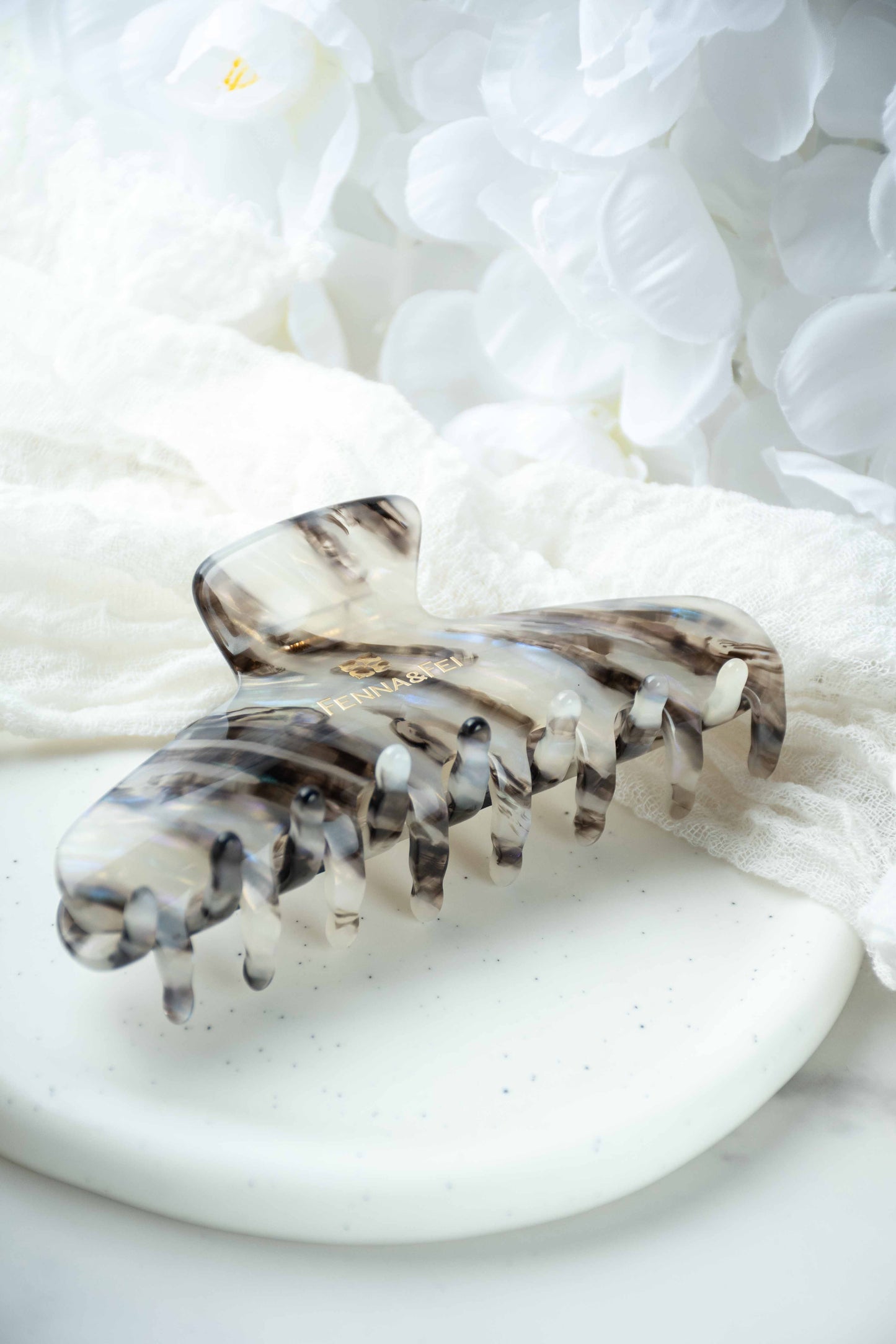 Glamour Grip Wave Claw in Phantom Quartz | Black White Blue Iridescent | Italian Acetate Tortoise Shell Large Hair Clip