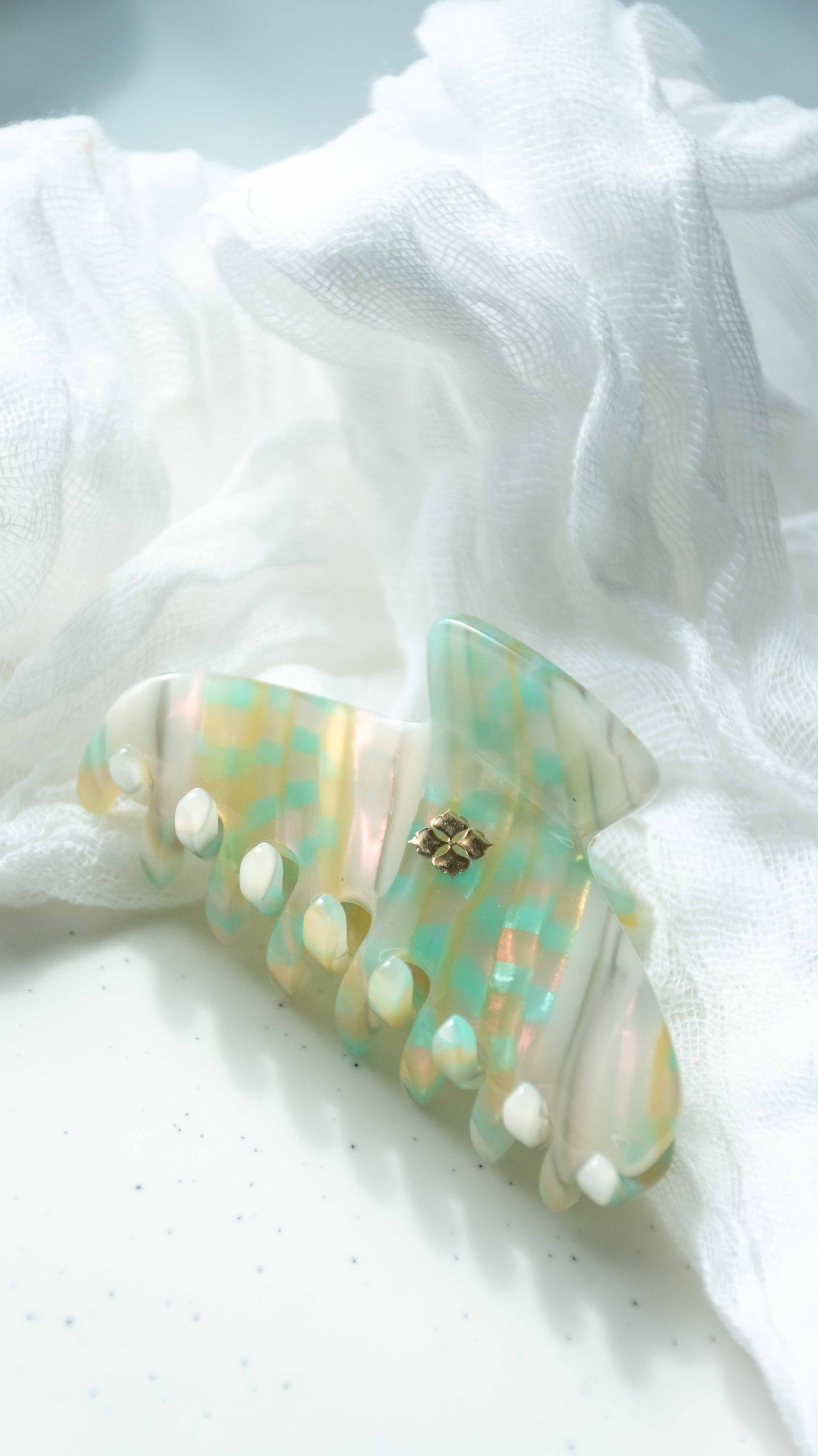Glamour Grip Mini Claw in Desert Opal | White Green Pink Teal | Italian Acetate Tortoise Shell Small Hair Clip