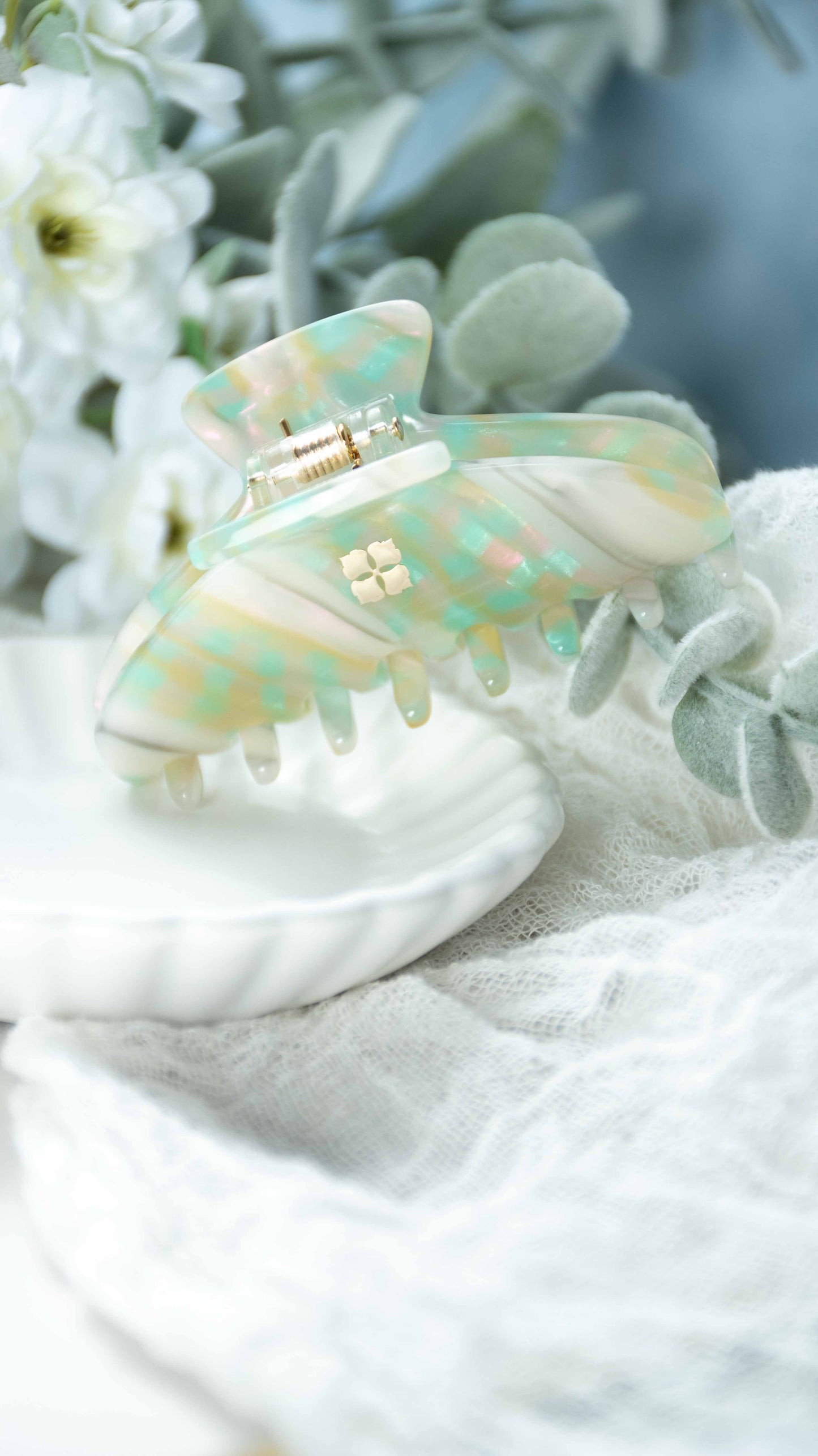 Glamour Grip Mini Claw in Desert Opal | White Green Pink Teal | Italian Acetate Tortoise Shell Small Hair Clip
