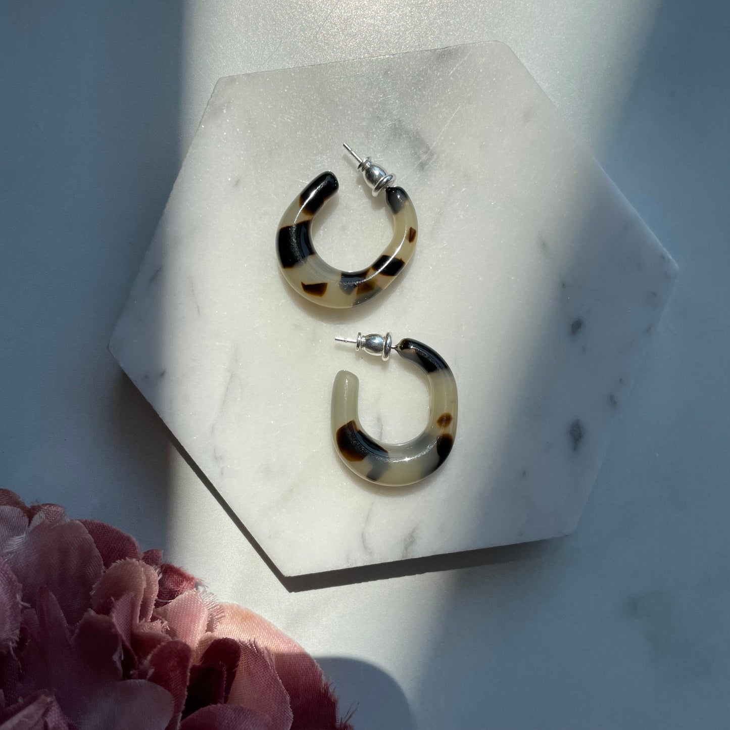 Certified Biodegradable Juicy Hoops in Blonde Tortoise | Italian Acetate Tortoise Shell Hoop Earrings Thick Chunky 925 Sterling Silver Posts