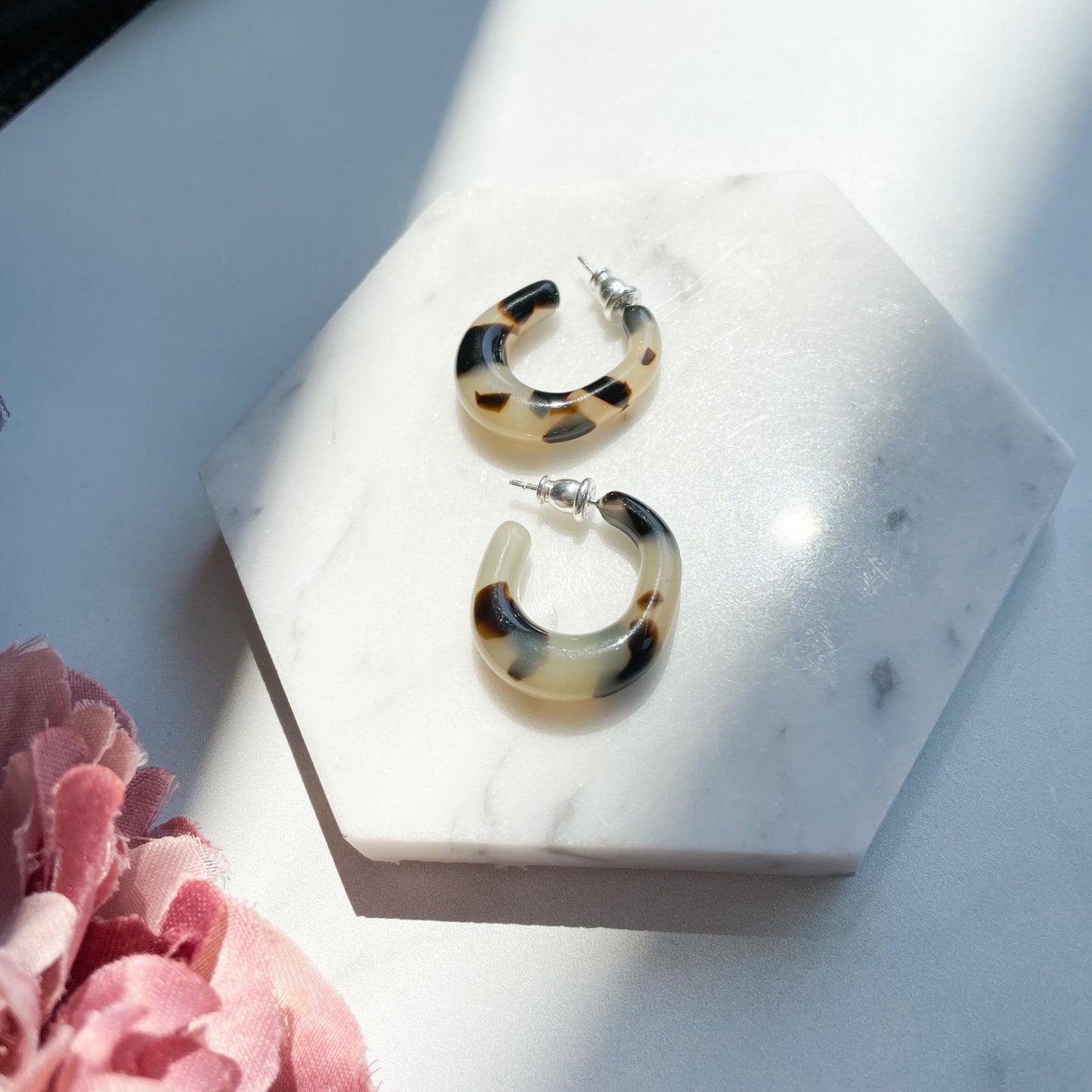 Certified Biodegradable Juicy Hoops in Blonde Tortoise | Italian Acetate Tortoise Shell Hoop Earrings Thick Chunky 925 Sterling Silver Posts