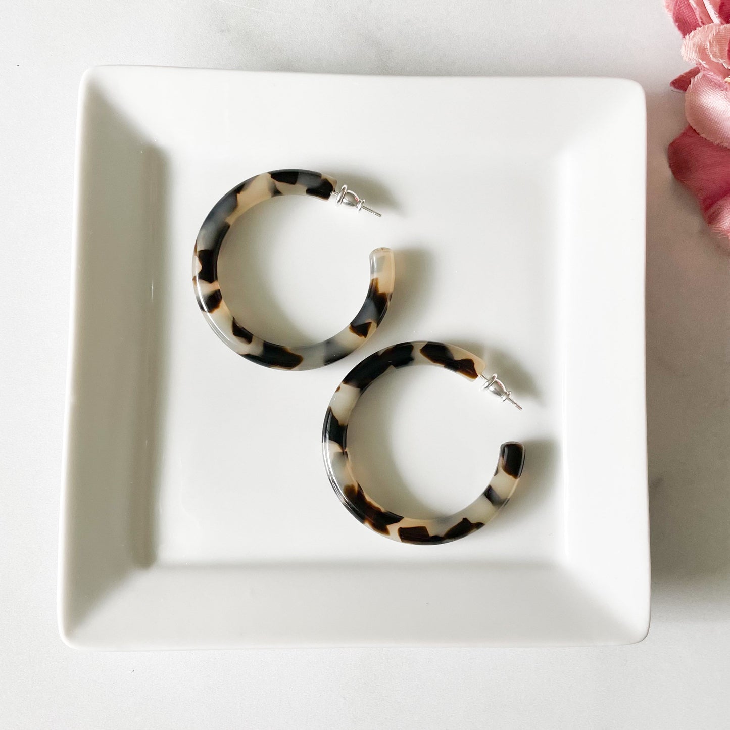 Certified Biodegradable Round Hoops in Blonde Tortoise Shell | Italian Acetate Statement Hoop Earrings S925 Silver Posts