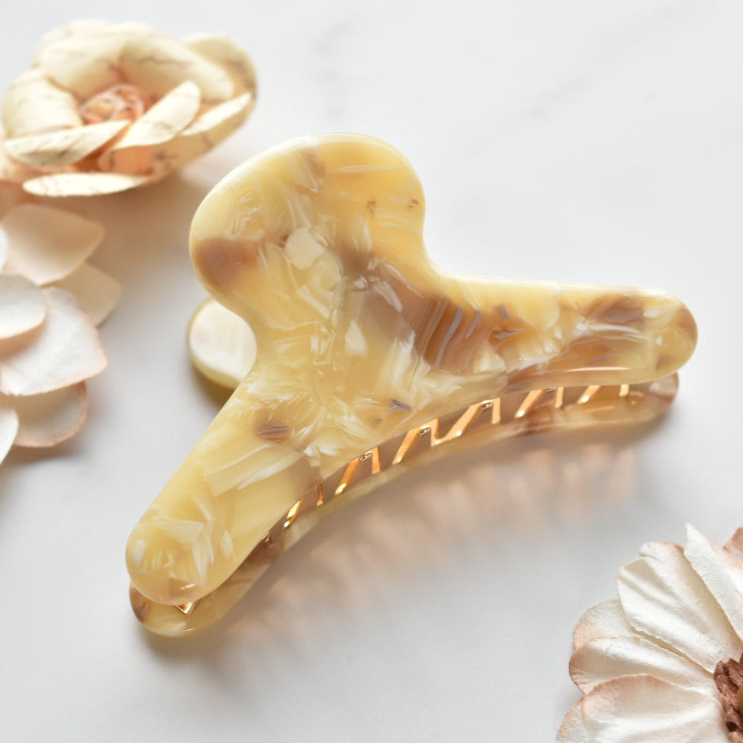 French Claw in Honey Onyx | Marble Yellow Cream and Brown Hair Clip