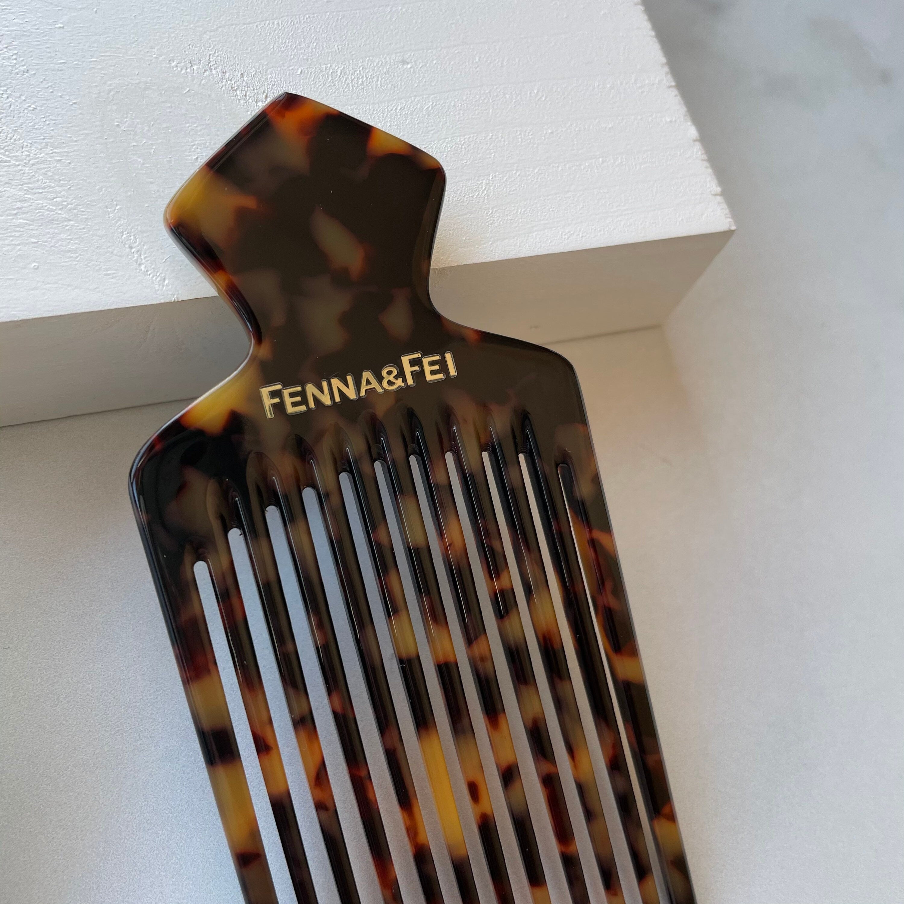 Cellulose Acetate Diamond Hair Pick