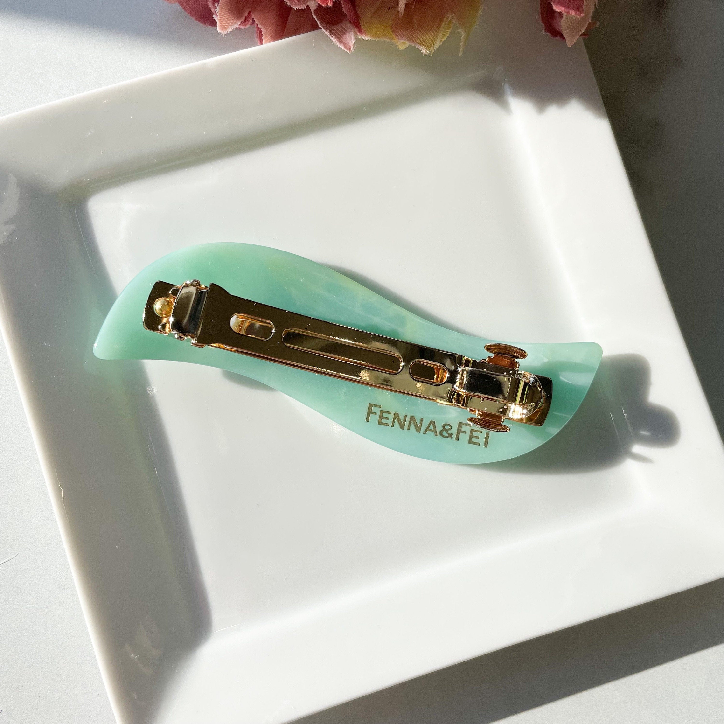 Wave Barrette in Blonde | French Barrette Snap Hair Clip Non Slip