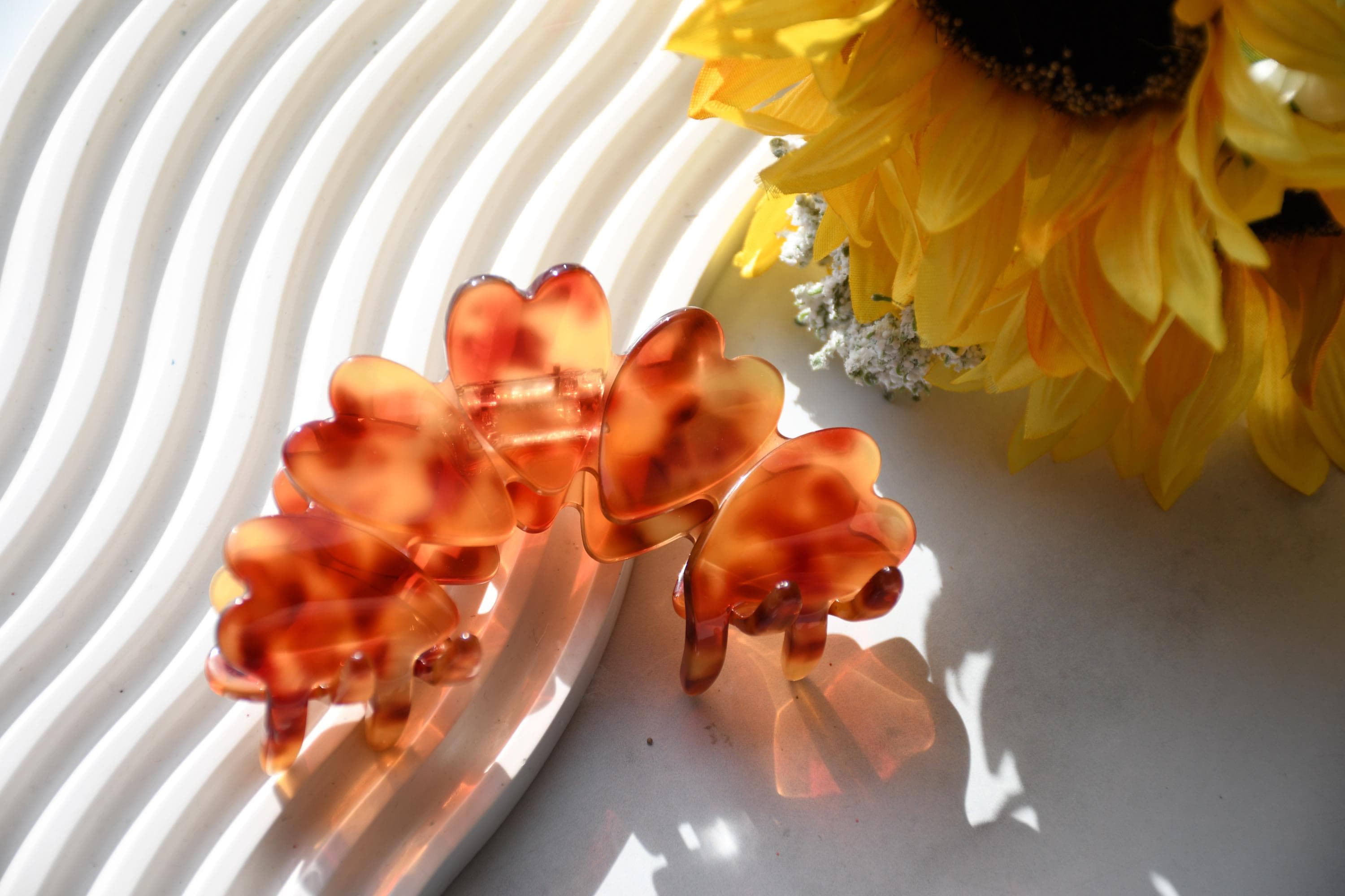 Heart Claw in Somali - All Acetate Hair Claw