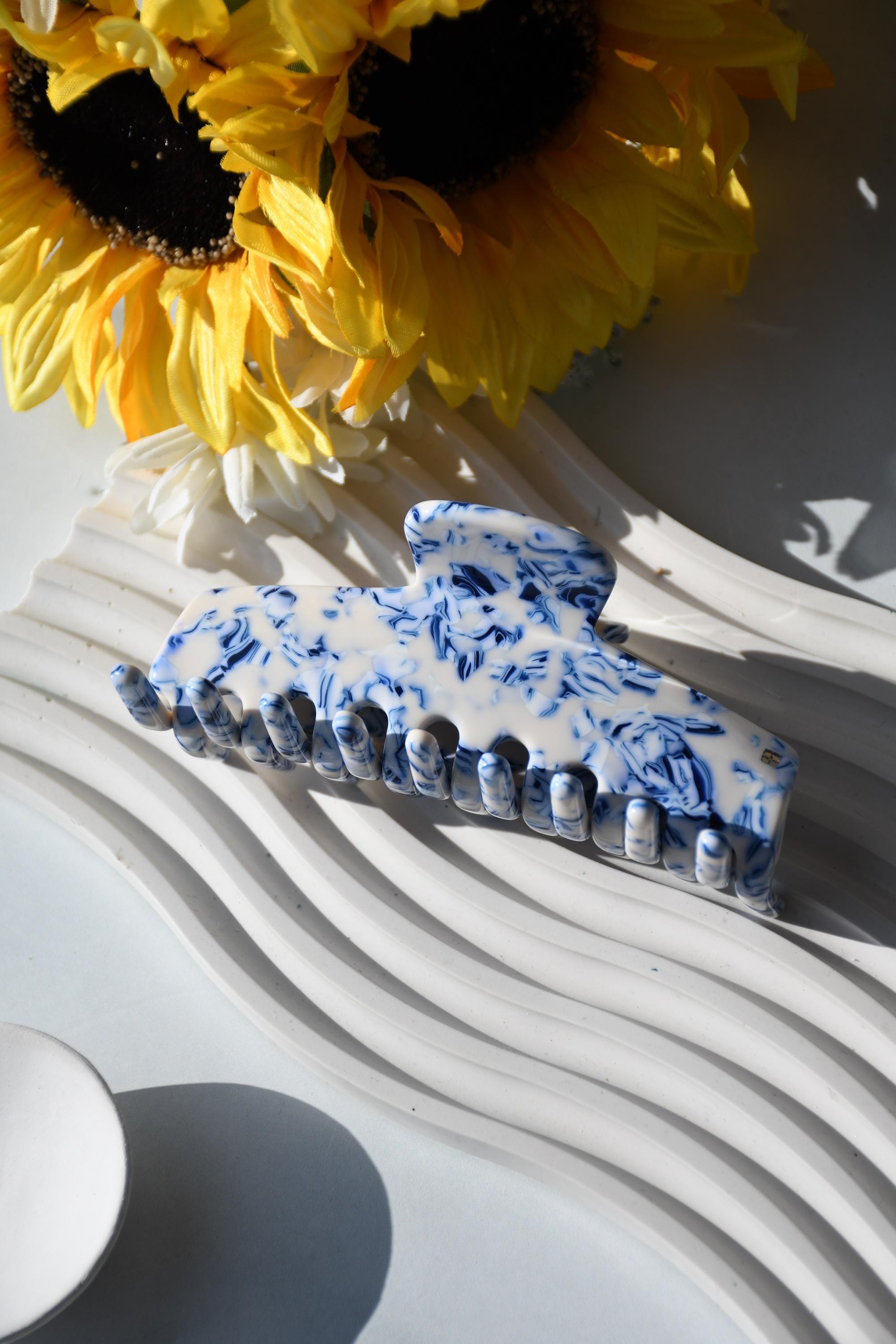 Rectangle Claw in Porcelain - All Acetate Hair Claw