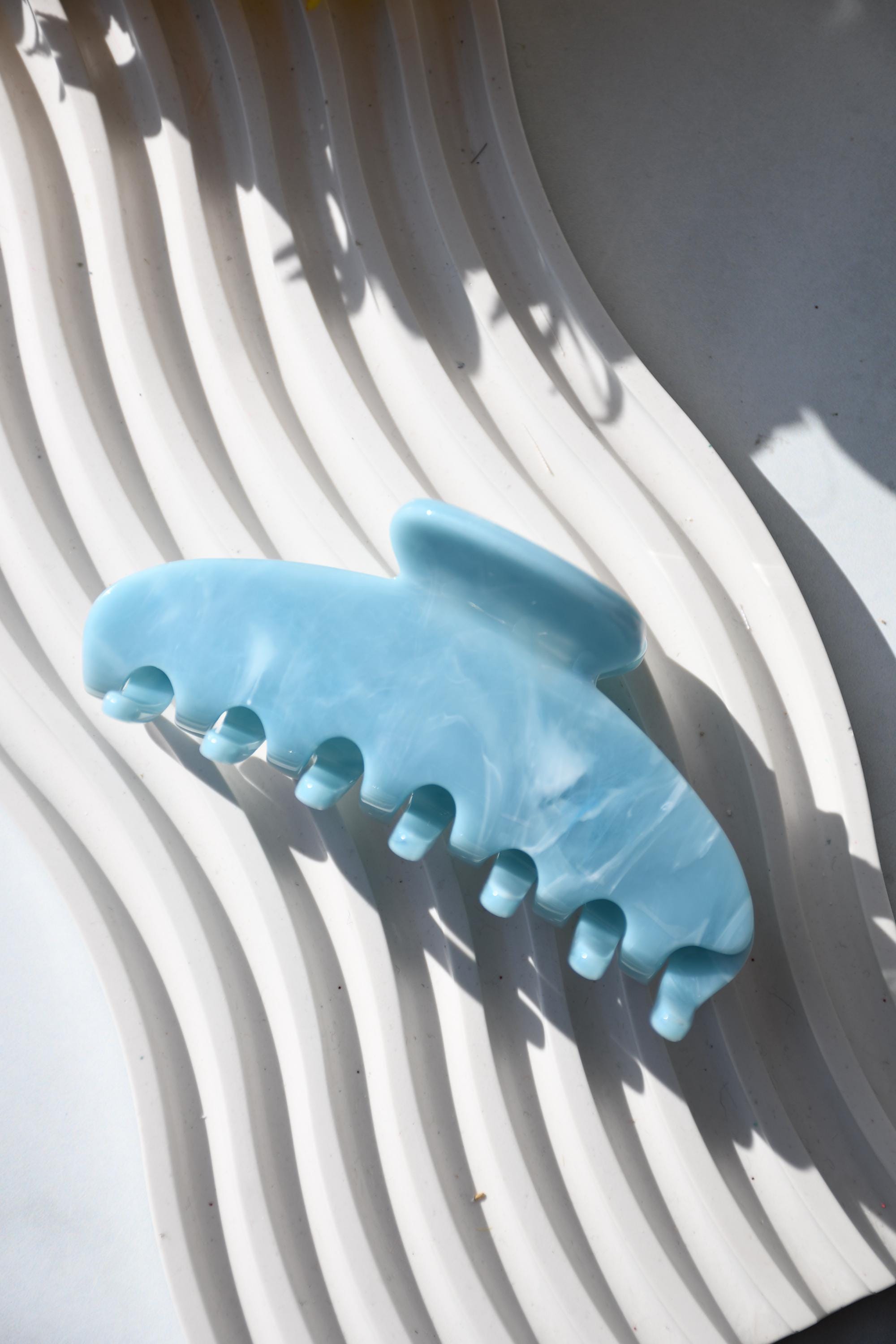 Oval Claw in Leland  - All Acetate Hair Claw