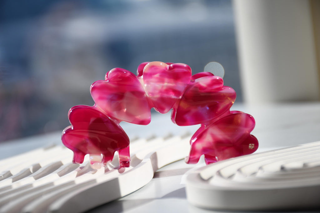 Heart Claw in Zinnia - All Acetate Hair Claw