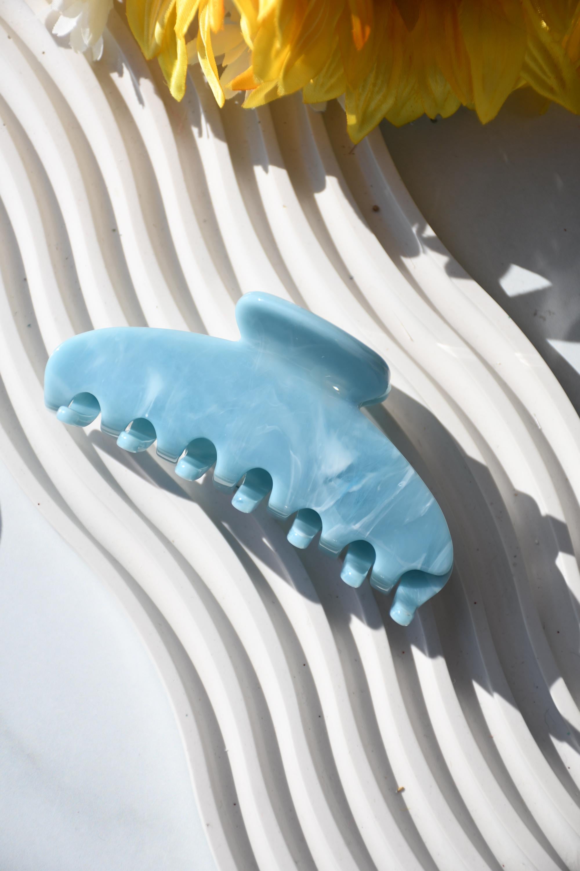 Oval Claw in Leland  - All Acetate Hair Claw