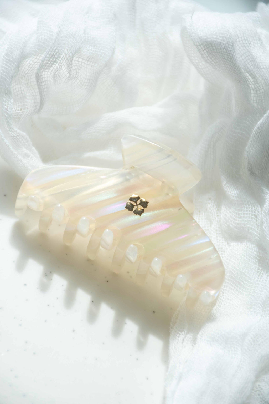 White Opal Mini Claw Hair Clip | Pearlescent Italian Acetate