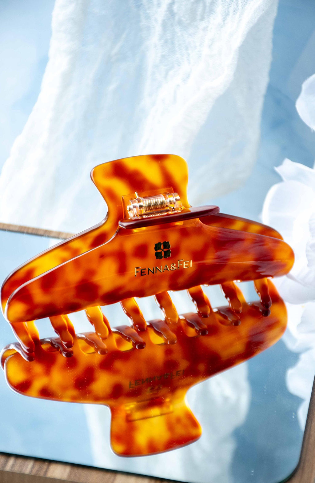 Glamour Grip Wave Claw in Barite | Burnt Orange and Brown Tortoise | Italian Acetate Tortoise Shell Large Hair Clip