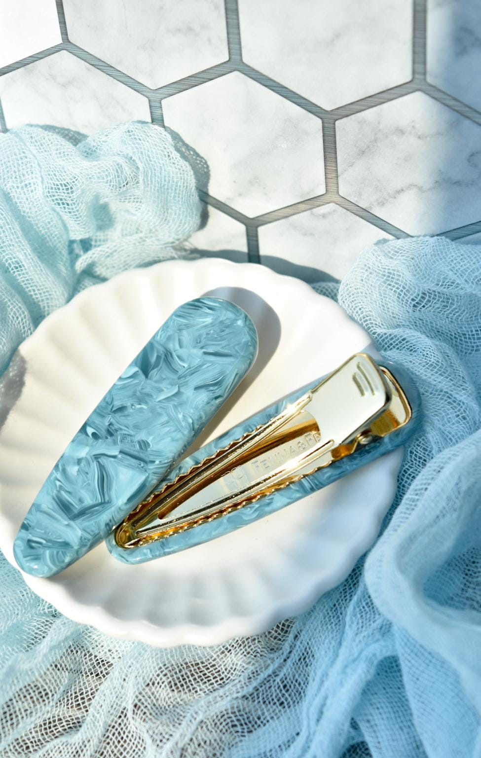 Waterdrop Alligator Hair Clips | 2 Pack Acetate Pearl Shell Tortoise Shell Strong Gold Stainless Steel Clip