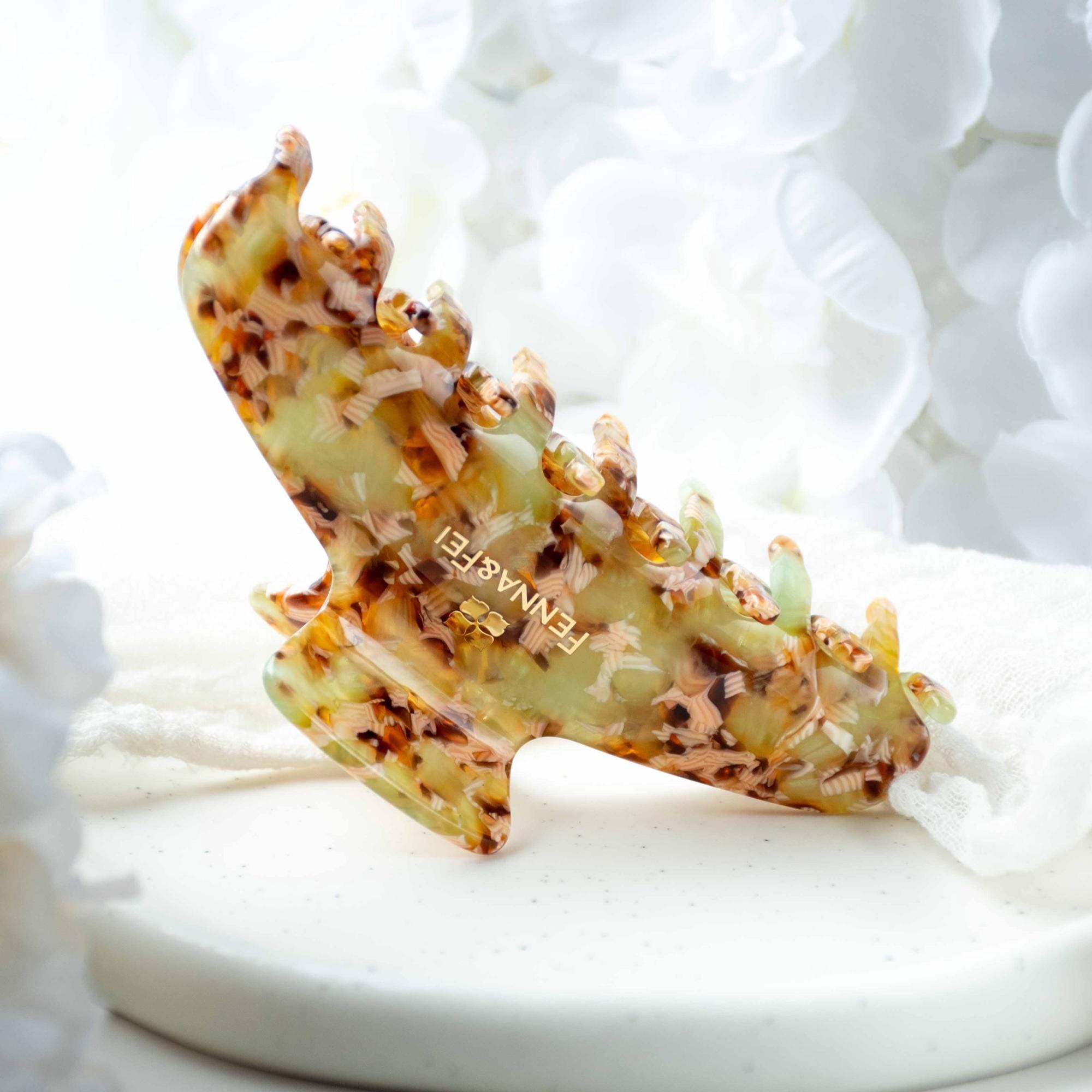 Glamour Grip Wave Claw in Peridot | Green Ivory Brown | Italian Acetate Tortoise Large Small Hair Clip