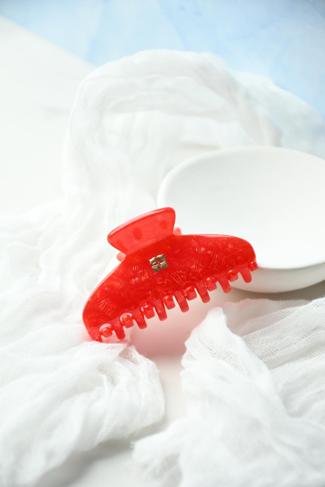 Glamour Grip Mini Claw in Ruby Red  | Italian Acetate Tortoise Shell Small Hair Clip