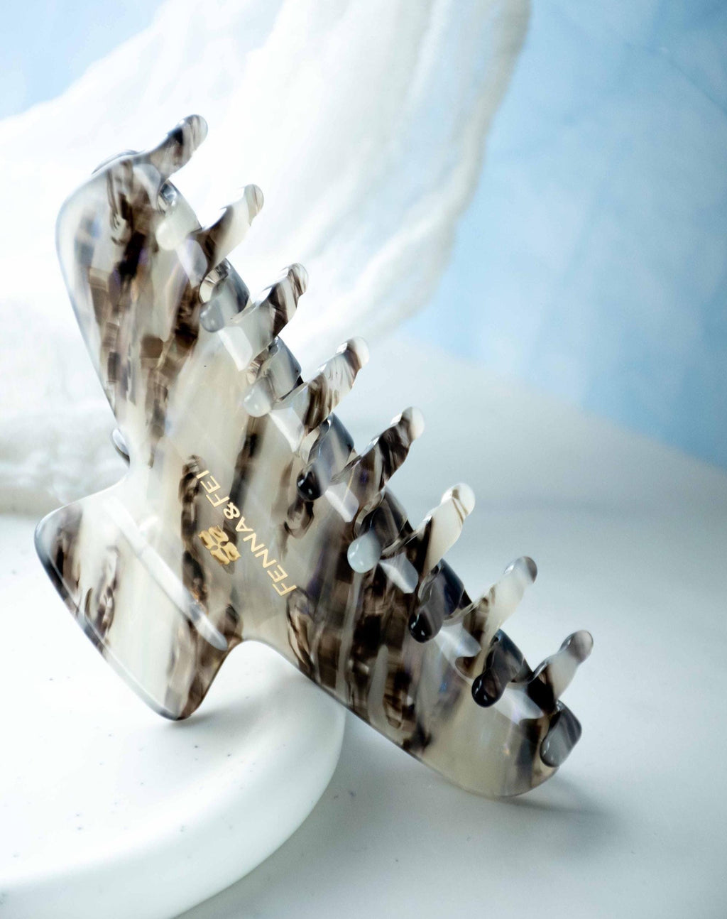 Glamour Grip Wave Claw in Phantom Quartz | Black White Blue Iridescent | Italian Acetate Tortoise Shell Large Hair Clip