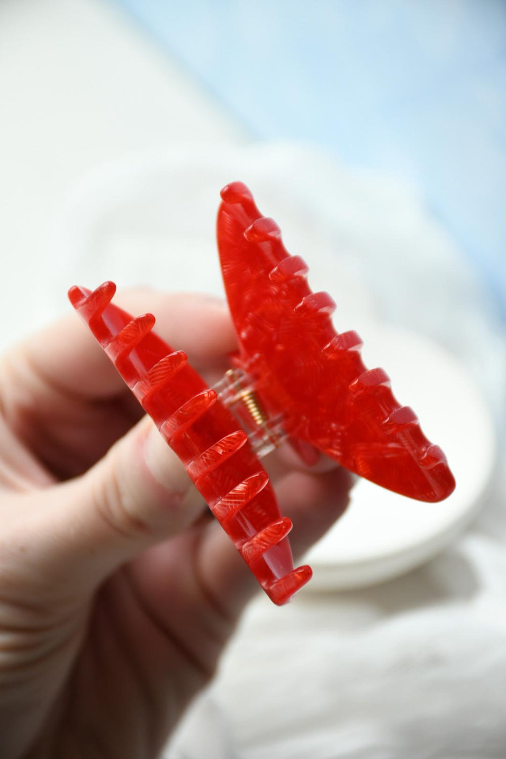 Glamour Grip Mini Claw in Ruby Red  | Italian Acetate Tortoise Shell Small Hair Clip