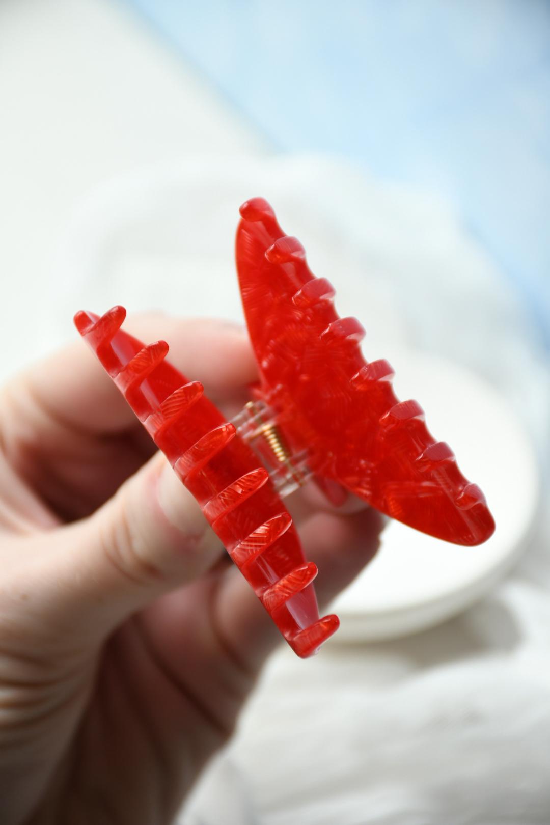 Glamour Grip Mini Claw in Ruby Red  | Italian Acetate Tortoise Shell Small Hair Clip