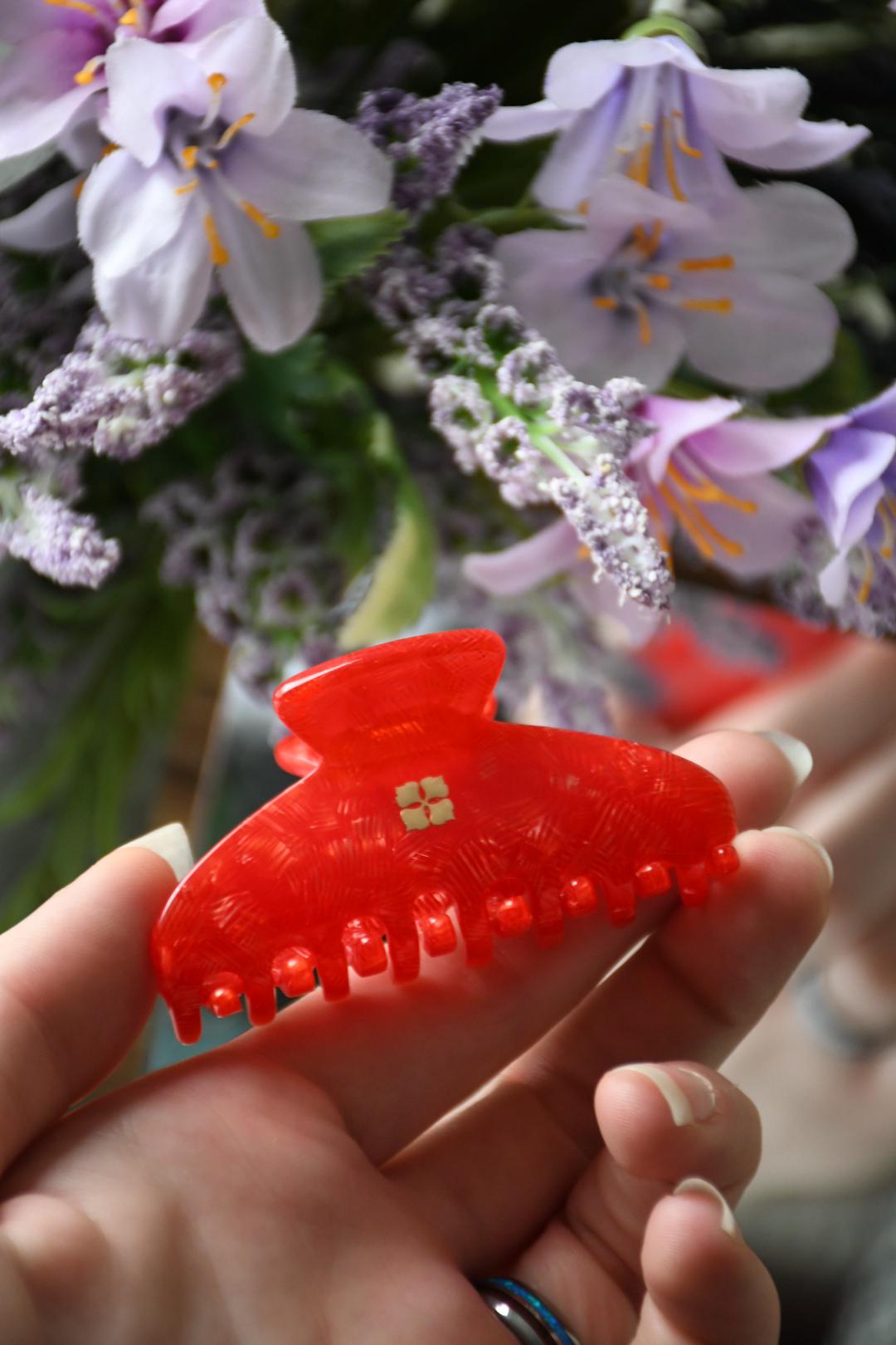 Glamour Grip Mini Claw in Ruby Red  | Italian Acetate Tortoise Shell Small Hair Clip
