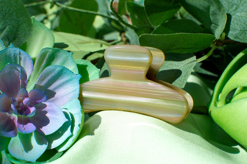 Mini French Claw in Sparkly Sandstone | Multi Color Sparkle | Stainless Steel | Eco Friendly