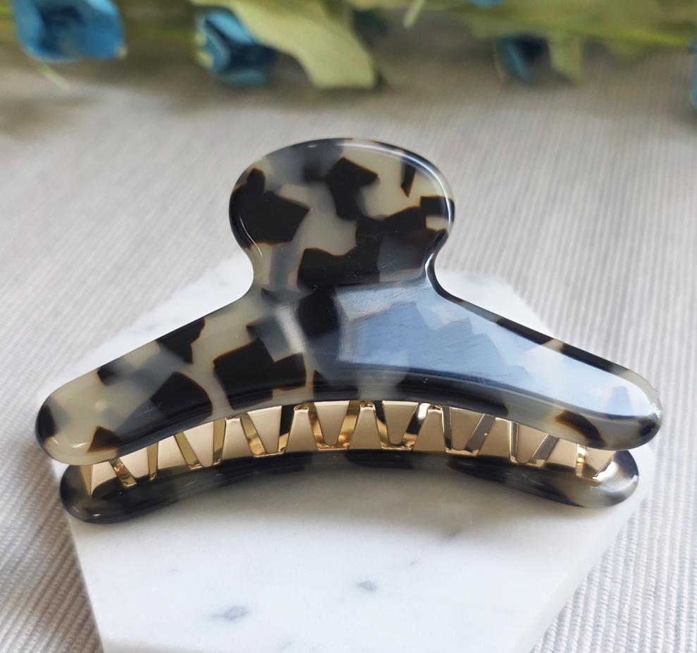 French Claw Hair Clips in Blonde and Walnut Tortoise Shell