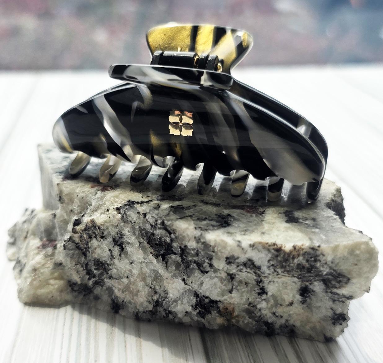 Glamour Grip Mini Claws in Rugged Bronze and Stone  |  Italian Acetate Small Hair Clip