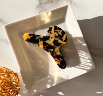 French Claw Hair Clips in Blonde and Walnut Tortoise Shell
