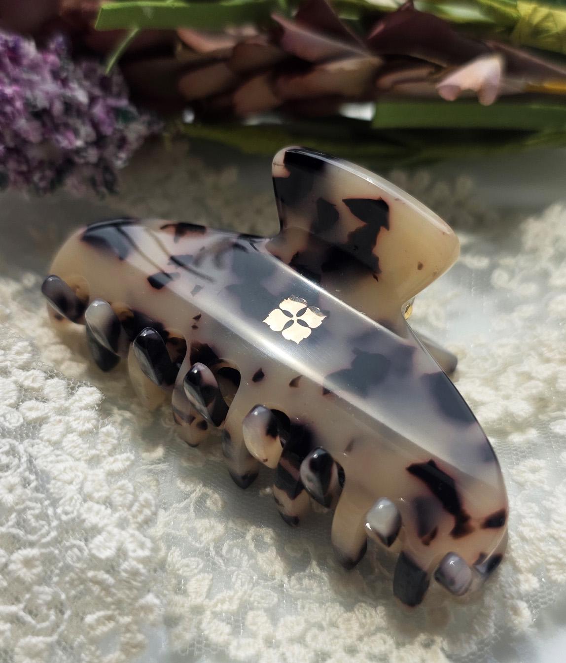 Glamour Grip Mini Claws in Rugged Bronze and Stone  |  Italian Acetate Small Hair Clip