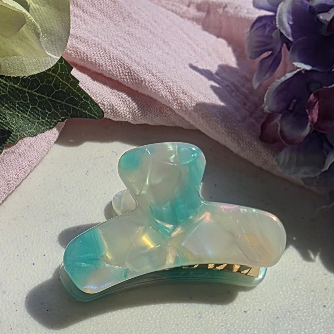 Mini French Claws in 17 stunning colors | Italian Acetate